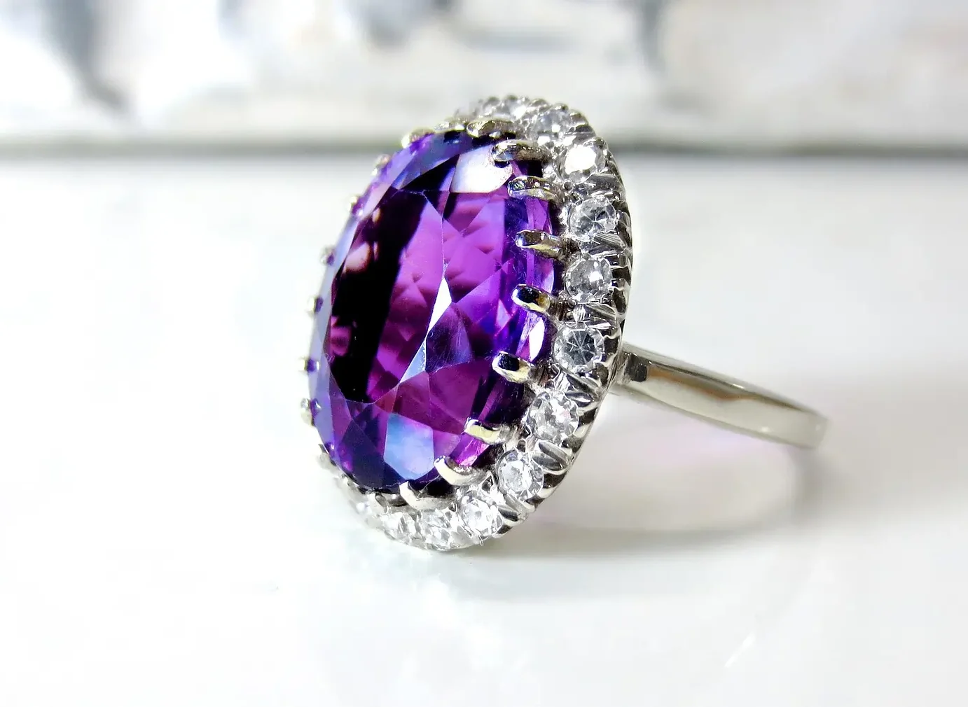 Halo-ring till förlovning