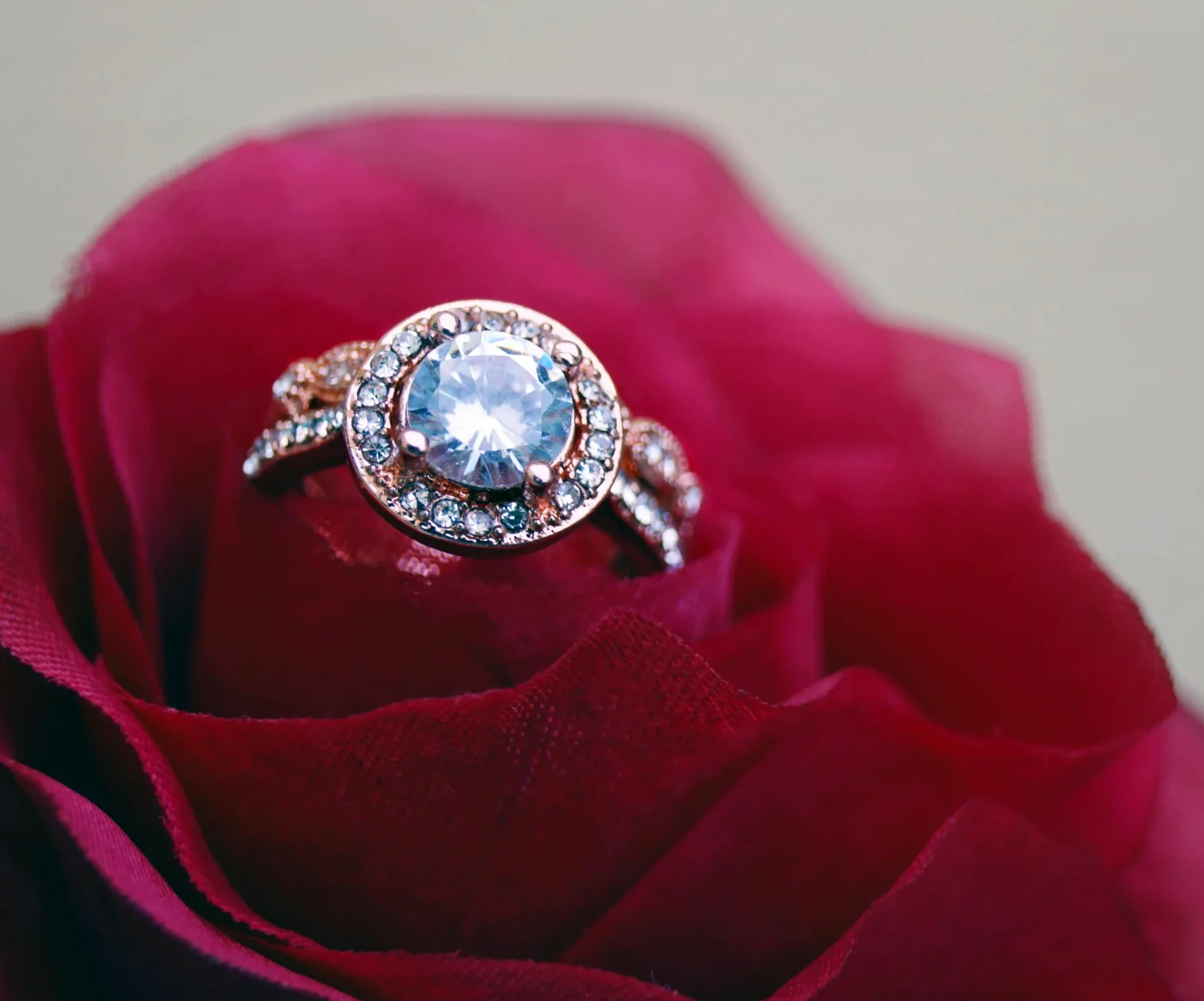 äkta eller labbodlade diamanter äkta diamanter